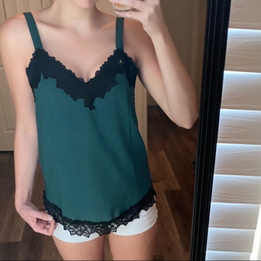 Emerald green lace tank top, size small